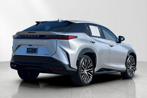 2023 Lexus RZ 450e Luxury