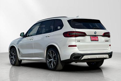 2020 BMW X5 M50i