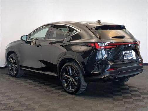 2025 Lexus NX 450h+ Luxury
