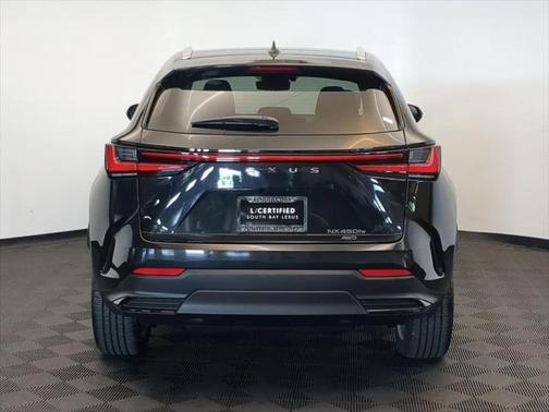 2025 Lexus NX 450h+ Luxury