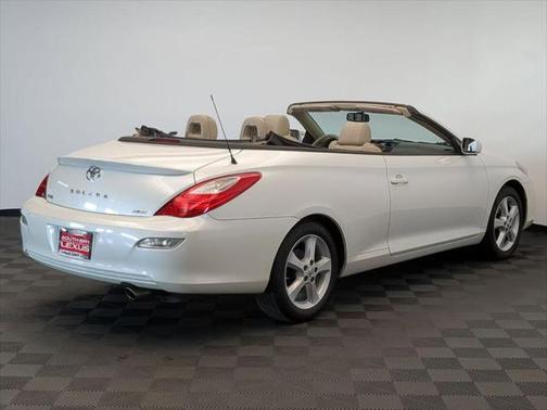 2007 Toyota Camry Solara SLE