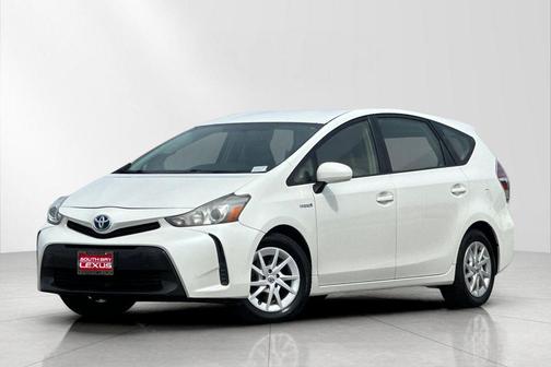 2016 Toyota Prius v Two