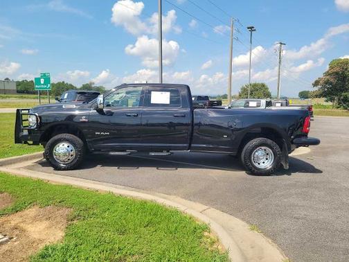 2023 RAM 3500 LARAMIE