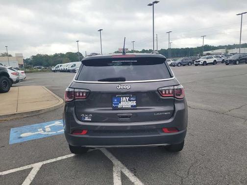 2023 Jeep Compass LIMITED