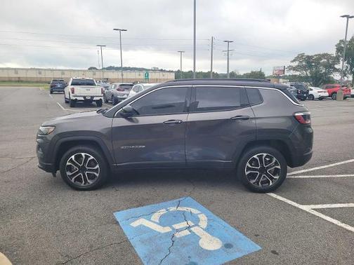 2023 Jeep Compass LIMITED
