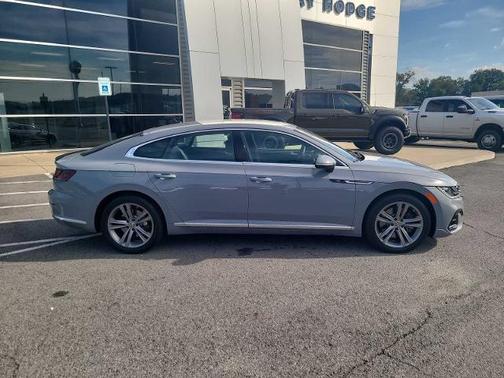 2023 Volkswagen Arteon 2.0T SE R-LINE