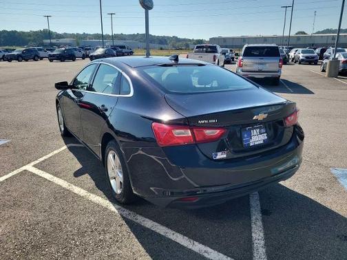 2024 Chevrolet Malibu LT W/1LT