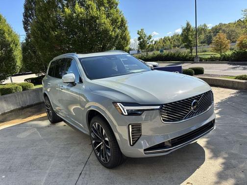 Vapour Grey Metallic 2026 Volvo XC90 Plus, B6 AWD Gas (mild hybrid), Gasoline, Bright, 7 Seats