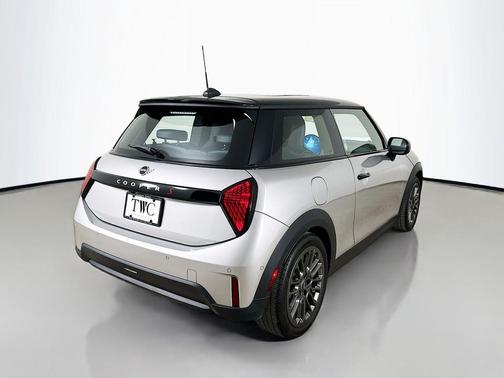 Melting Silver III Metallic 2026 MINI Hardtop Cooper S