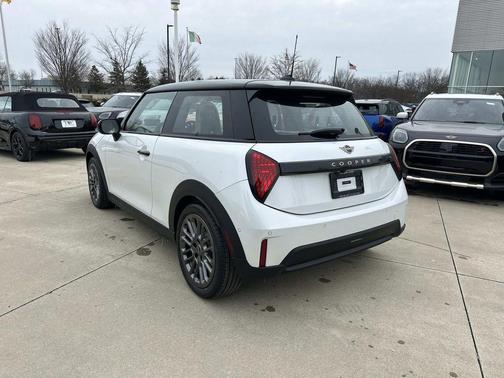 2026 MINI Hardtop Cooper