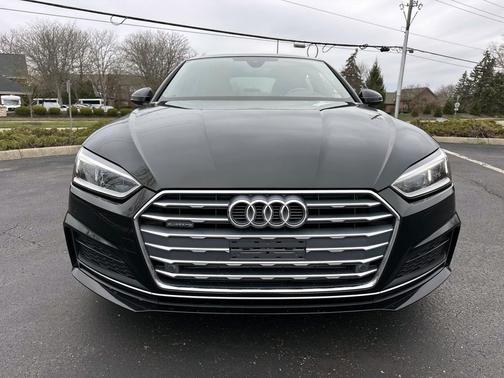 Mythos Black Metallic 2019 Audi A5 45 Premium