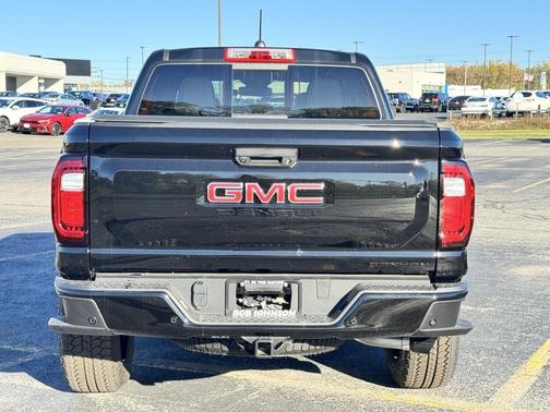 2025 GMC Canyon Denali
