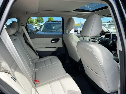 Super Black 2026 Nissan Rogue Dark Armor