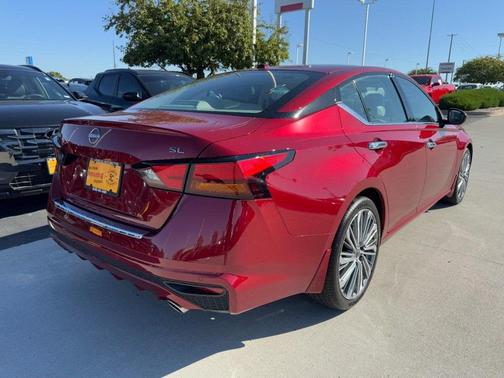 2023 Nissan Altima 2.5 SL