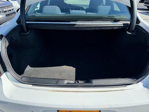 2016 Dodge Charger SE