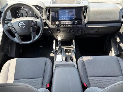 2025 Nissan Frontier S