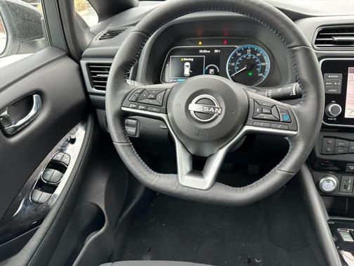 2024 Nissan Leaf SV Plus