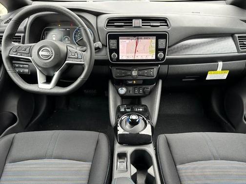 2024 Nissan Leaf SV Plus