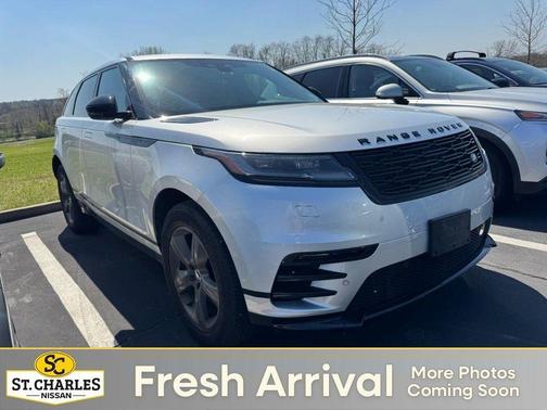 Hakuba Silver Metallic 2025 Land Rover Range Rover Velar P250 SE R-Dynamic