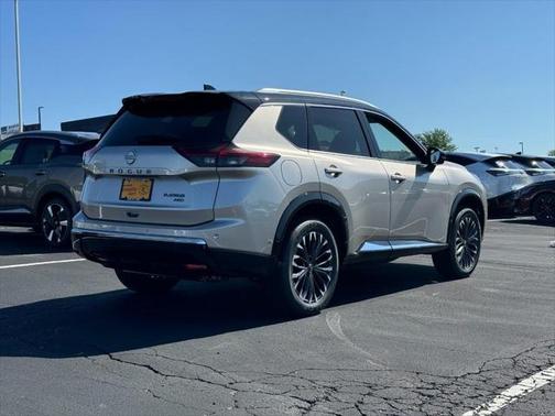 2025 Nissan Rogue Platinum