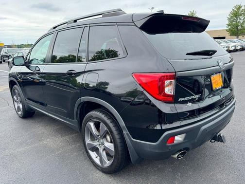 Crystal Black Pearl 2019 Honda Passport Touring