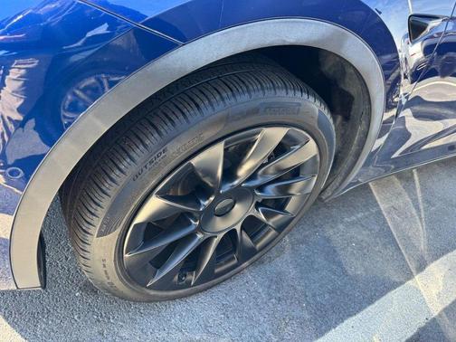 2020 Tesla Model Y Long Range Dual Motor All-Wheel Drive