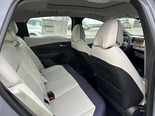 2026 Nissan Leaf PLATINUM+