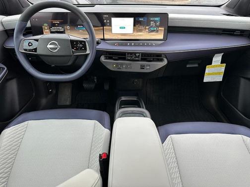 2026 Nissan Leaf PLATINUM+