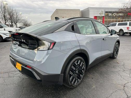 2026 Nissan Leaf PLATINUM+