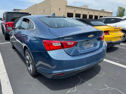 Lakeshore Blue Metallic 2024 Chevrolet Malibu FWD 1LT