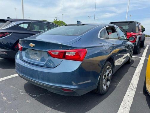 Lakeshore Blue Metallic 2024 Chevrolet Malibu FWD 1LT