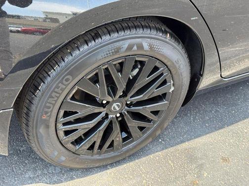 Super Black Clearcoat 2026 Nissan Altima 2.5 SV