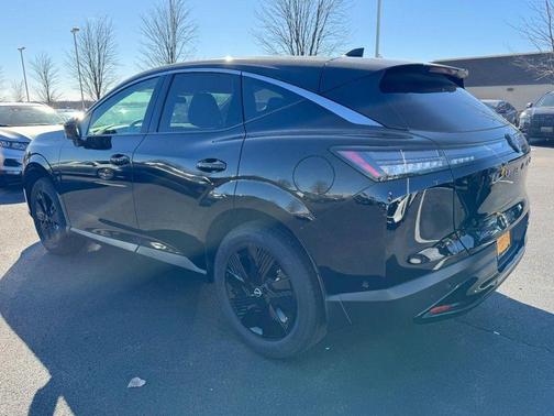 2025 Nissan Murano SV