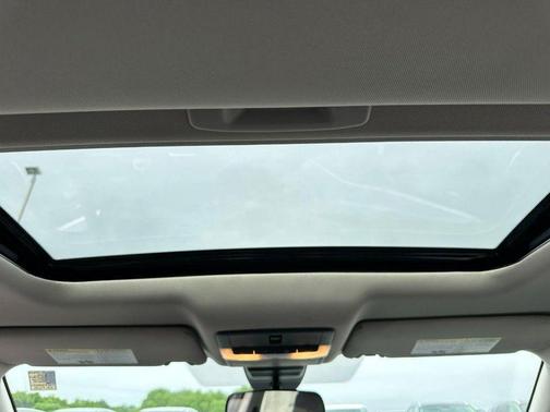 Super Black Clearcoat 2026 Nissan Altima SR FWD