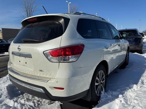 2015 Nissan Pathfinder SL