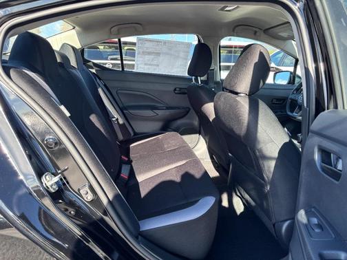 2025 Nissan Versa 1.6 S