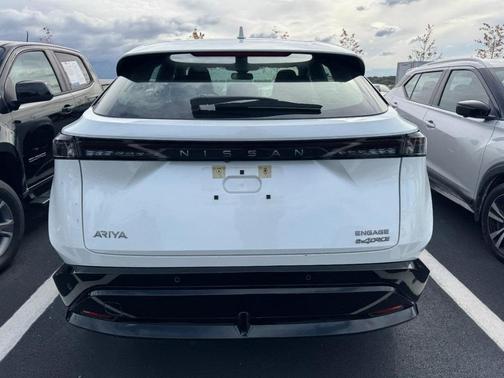 2024 Nissan ARIYA ENGAGE
