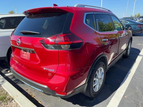 2017 Nissan Rogue SV