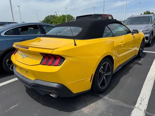 Yellow Splash Metallic Tri-coat 2024 Ford Mustang EcoBoost Premium