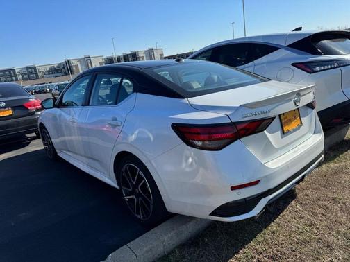 2025 Nissan Sentra SR