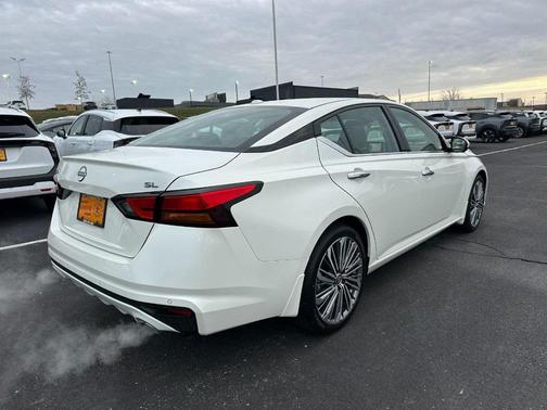 2025 Nissan Altima 2.5 SL