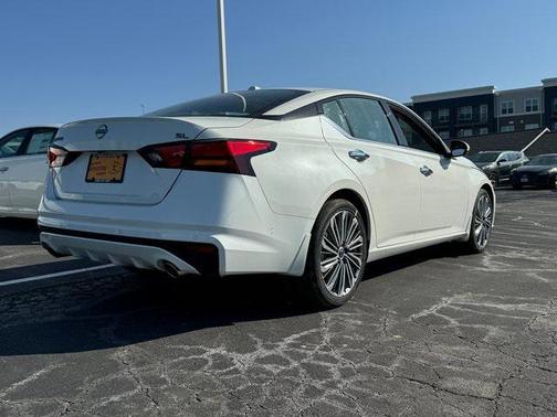 2025 Nissan Altima 2.5 SL