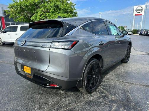 Gun Metallic 2026 Nissan Murano SV