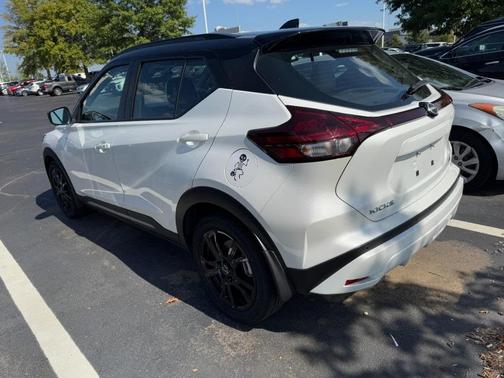 2024 Nissan Kicks SR