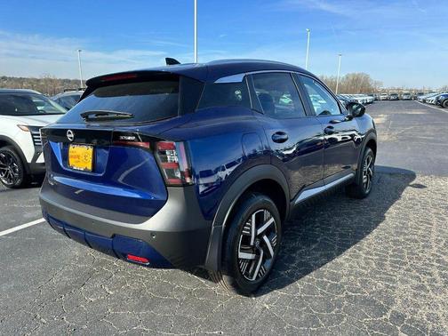 Deep Blue Pearl 2026 Nissan Kicks SV