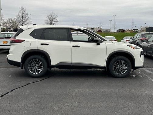 2025 Nissan Rogue S
