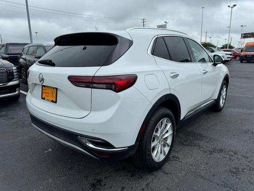 Summit White 2021 Buick Envision AWD Preferred