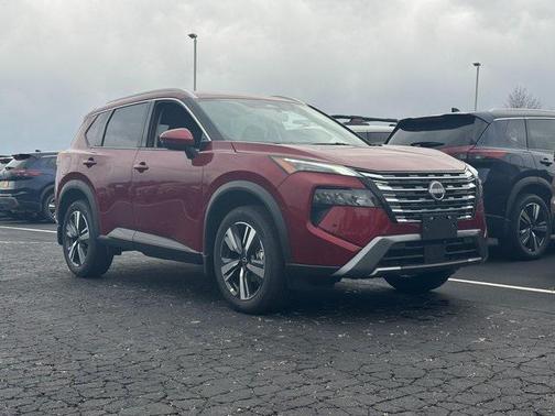 2025 Nissan Rogue SL