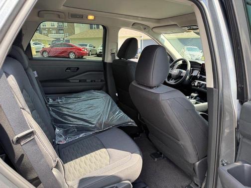 Gun Metallic 2026 Nissan Pathfinder SV