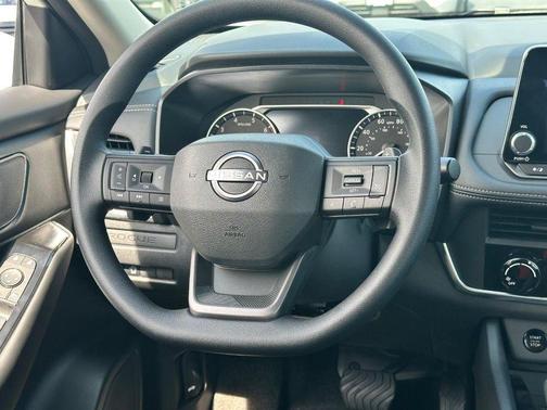 Glacier White 2026 Nissan Rogue S